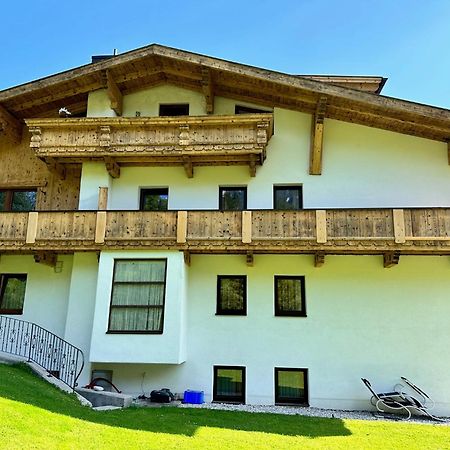 ロイタシュW7 Haus Ganghoferアパートメント エクステリア 写真